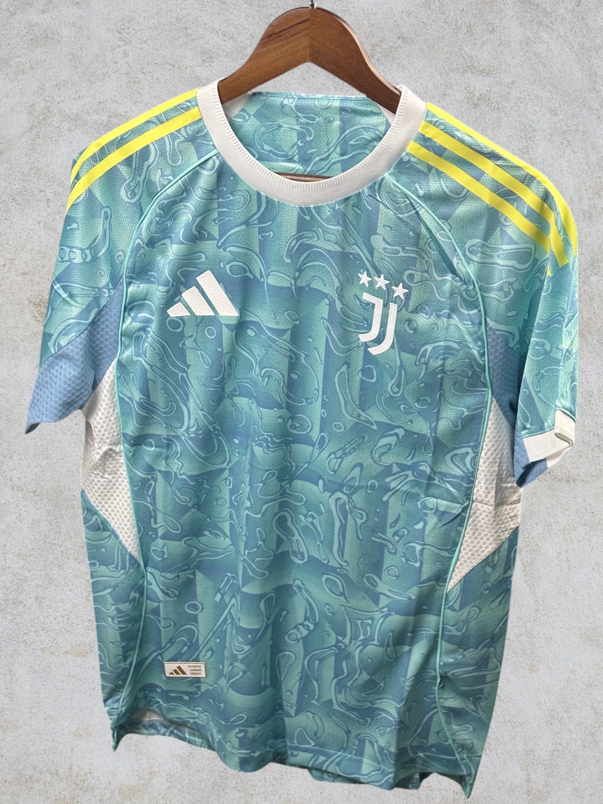 Juventus Away Jersey 2025/26 | Player Edition Football Kit